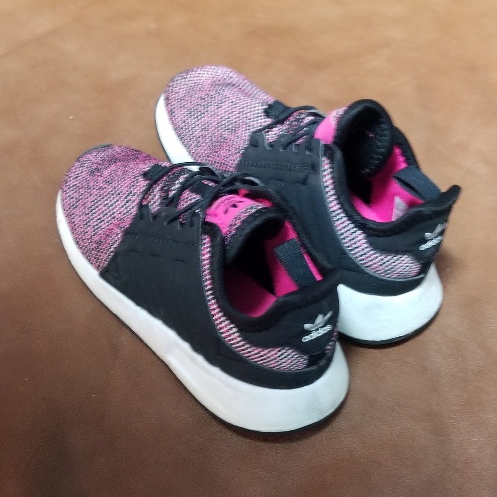 Shoes - Picture 3 of 4